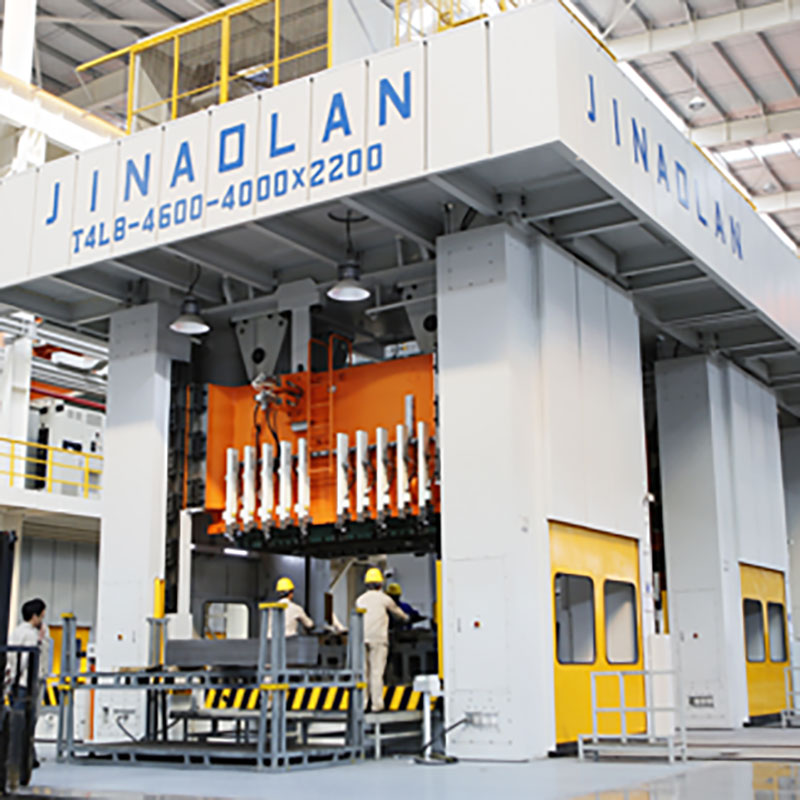 Four-Point Mechanical Press handling large progressive dies in a manufacturing facility
